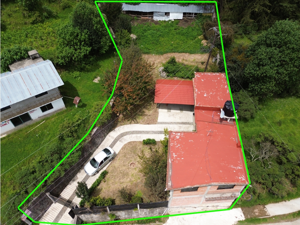Se vende finca en El Chico, por Carboneras, Santiaguito. - 2