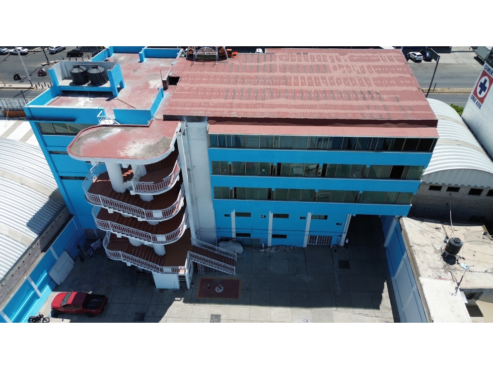 Se vende edificio y bodega en Tecamac, carretera Mexico-Pachuca - 5