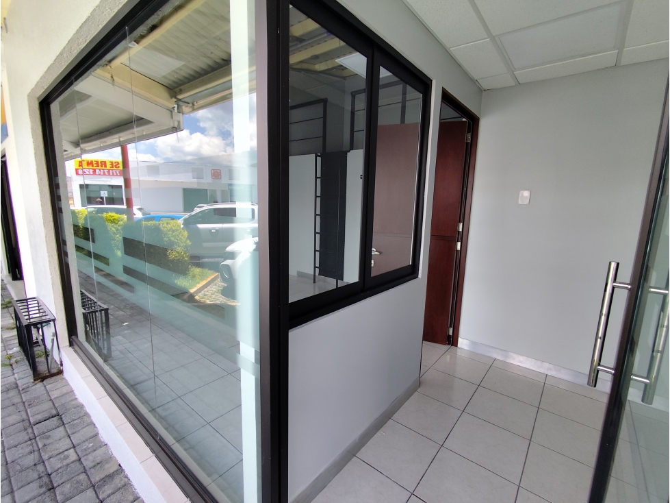 Se renta local en Construplaza en Pachuca, col. Periodista. - 4