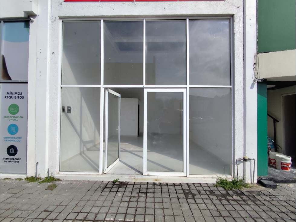Se renta local de 35 m2, construplaza en Pachuca, Hgo - 1