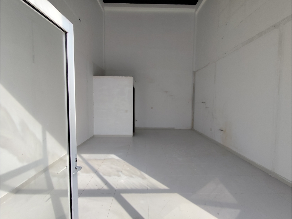 Se renta local de 35 m2, construplaza en Pachuca, Hgo - 2