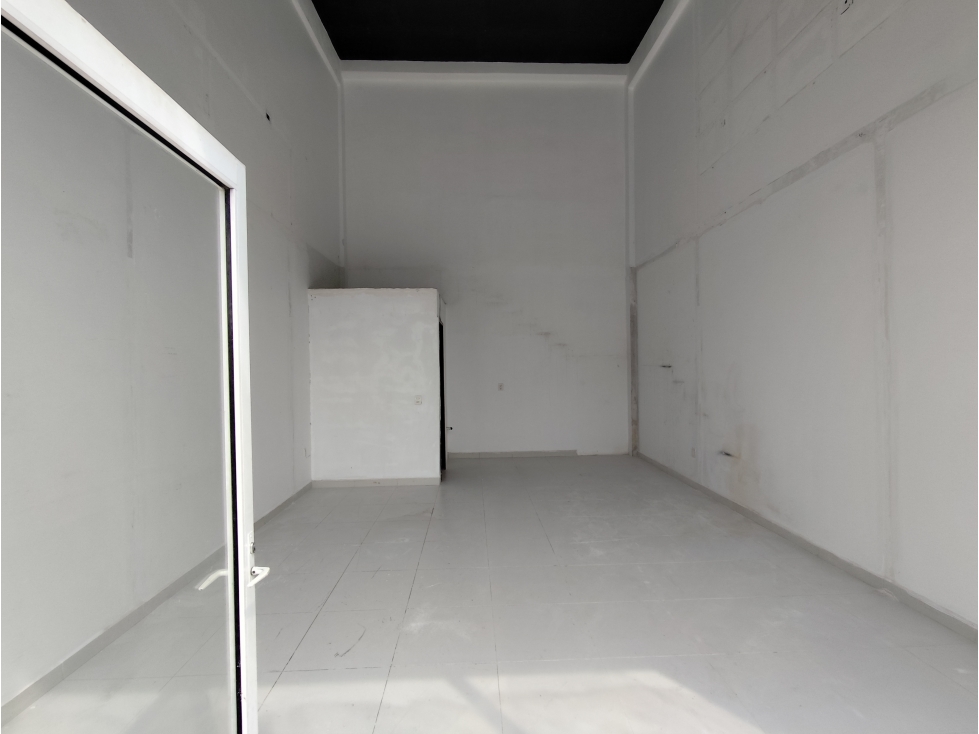 Se renta local de 35 m2, construplaza en Pachuca, Hgo - 3
