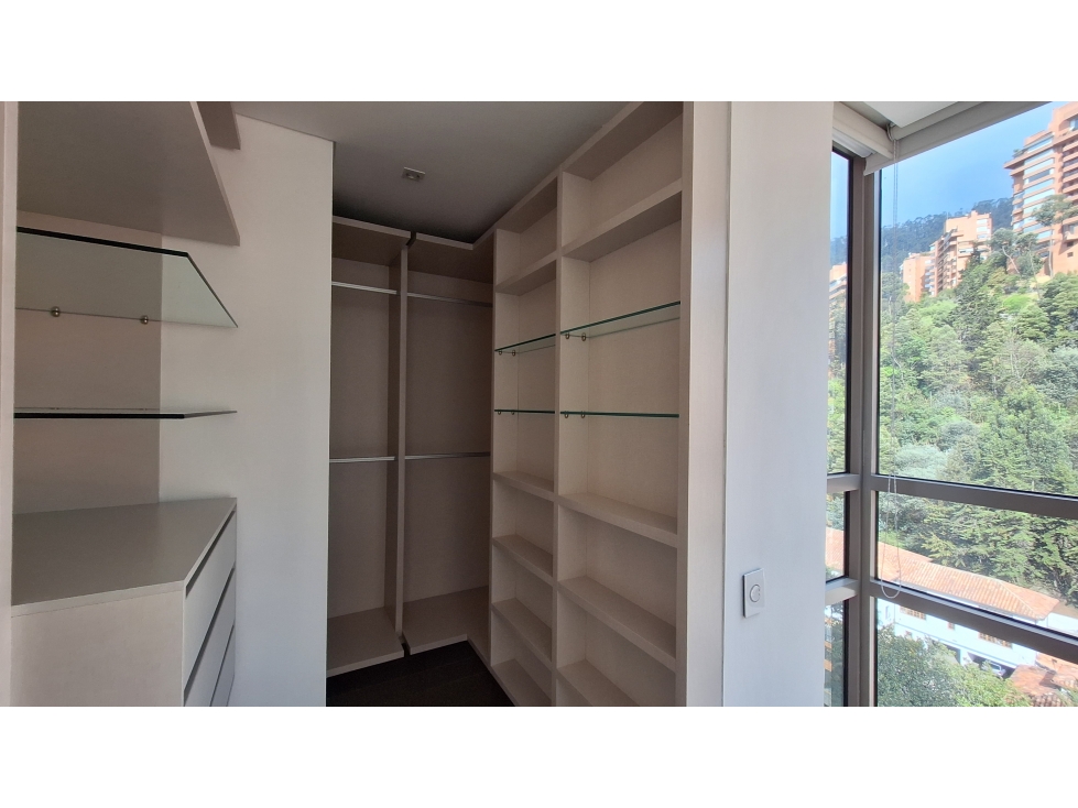 EN EL RETIRO VENDO MODERNO APARTAMENTO PISO COMPLETO VISTA 360o — foto 6