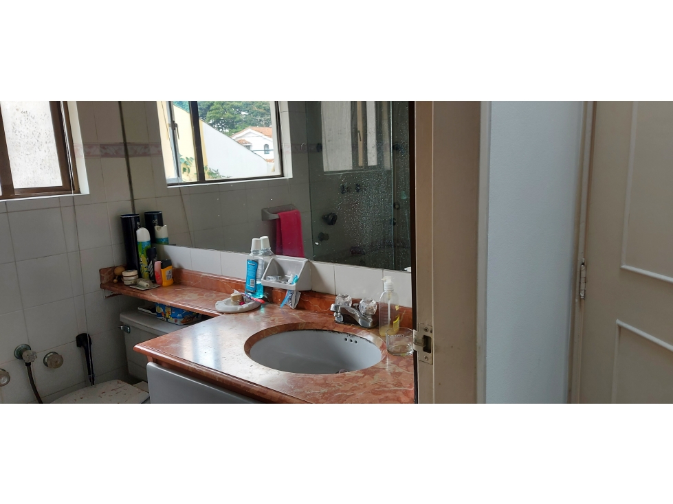 Vendo casa en Pontevedra con anteproyecto para 5 apartaestudios — foto 4
