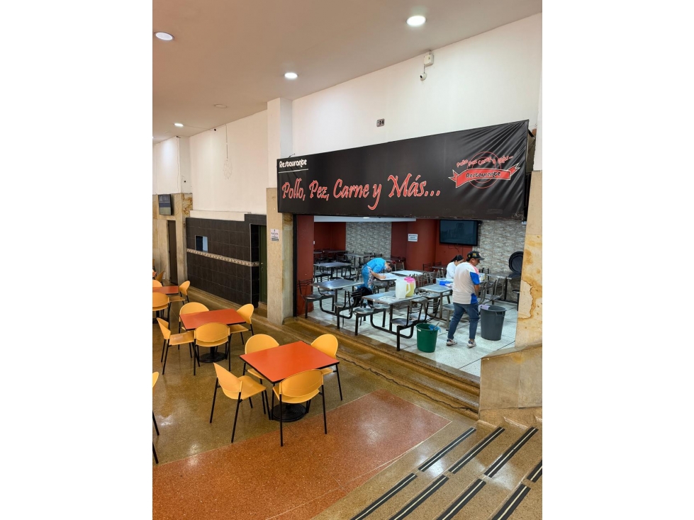 EN CENTRO INTERNAL EN PALMA REAL VENDO LOCAL PLZ DE COMIDA — foto 3