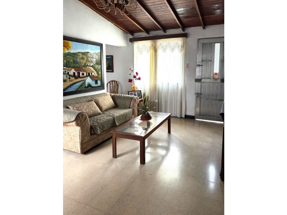 VENTA CASA ESQUINERA CON AIRE SECTOR BELEN LOS ALPES MEDELLIN — foto 2