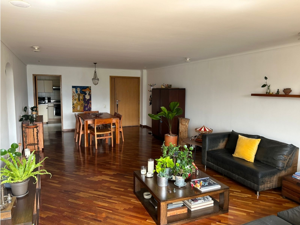 Vendo amplio apartamentoenzona muy tranquila cerca al tesoro — foto 3