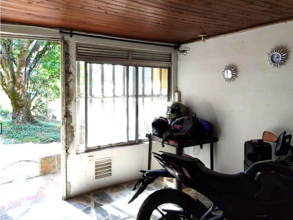 VENTA CASA LOS CERROS BUENOS AIRES MEDELLIN - 2