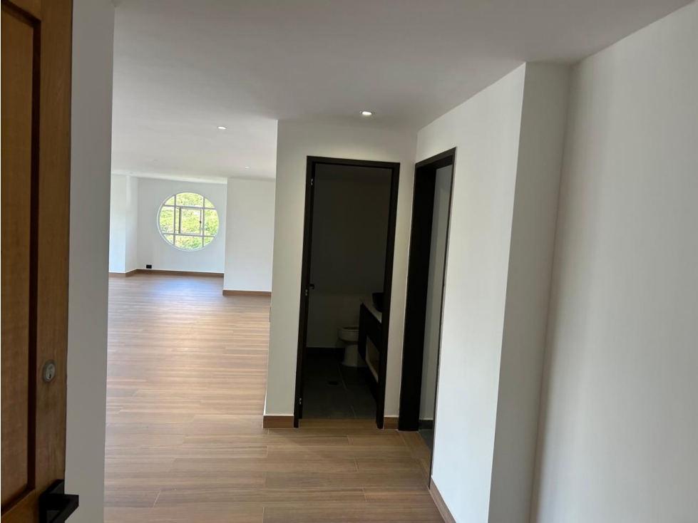 Vendo apartamento Junto al Tesoro de 163 metros