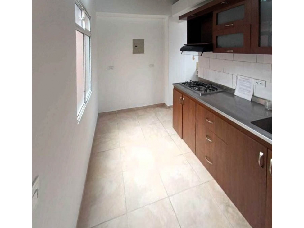 VENDO APARTAMENTO 65 METROS LA MILAGROSA MEDELLIN — foto 2