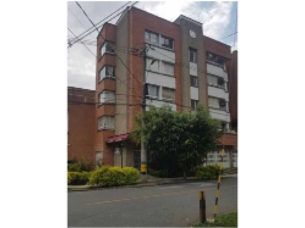 CMCA Edificio en Barrio Simón Bolívar la Almería, Medellín