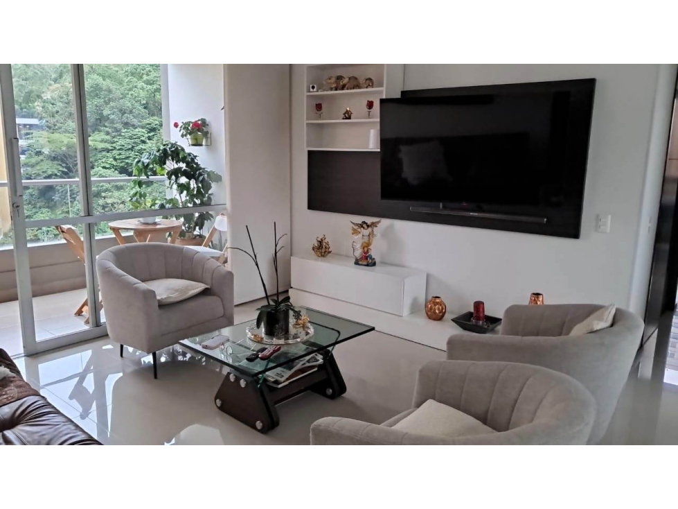VENTA APARTAMENTO CASTROPOL POBLADO MEDELLIN