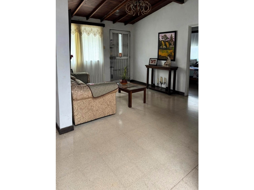 VENTA CASA ESQUINERA CON AIRE SECTOR BELEN LOS ALPES MEDELLIN — foto 5