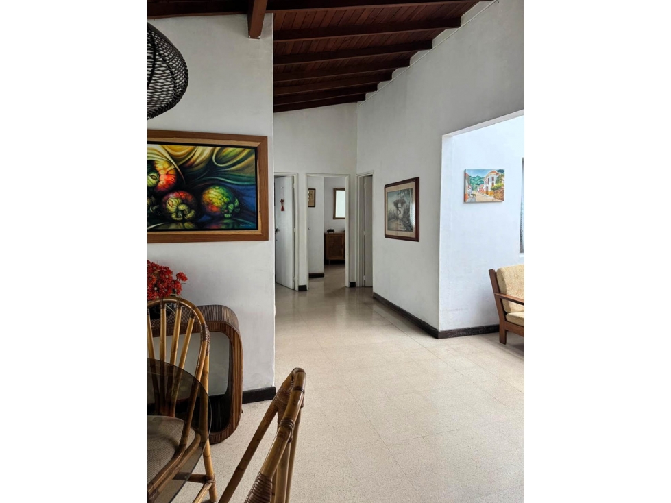 VENTA CASA ESQUINERA CON AIRE SECTOR BELEN LOS ALPES MEDELLIN — foto 4