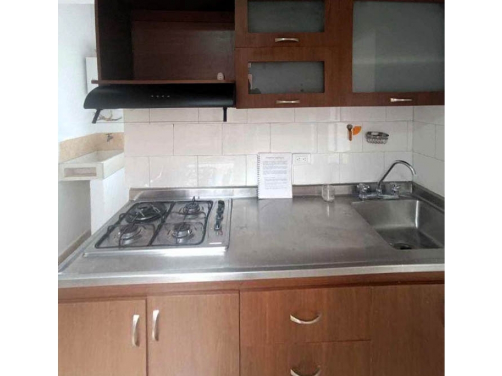 VENDO APARTAMENTO 65 METROS LA MILAGROSA MEDELLIN — foto 3