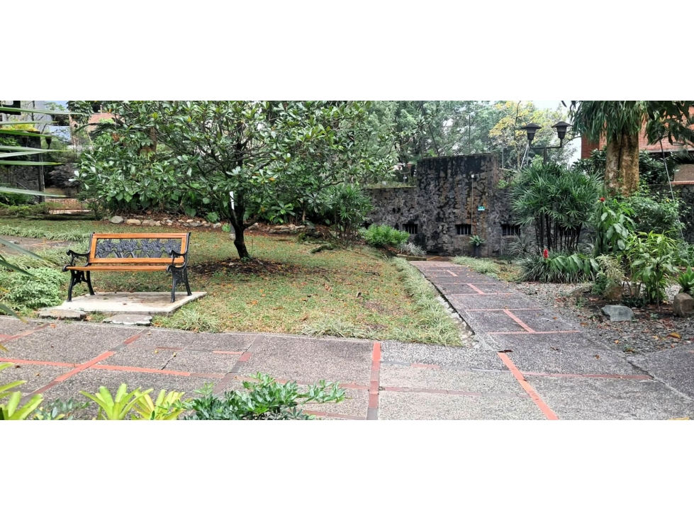 VENTA APARTAMENTO CASTROPOL EL POBLADO MEDELLIN