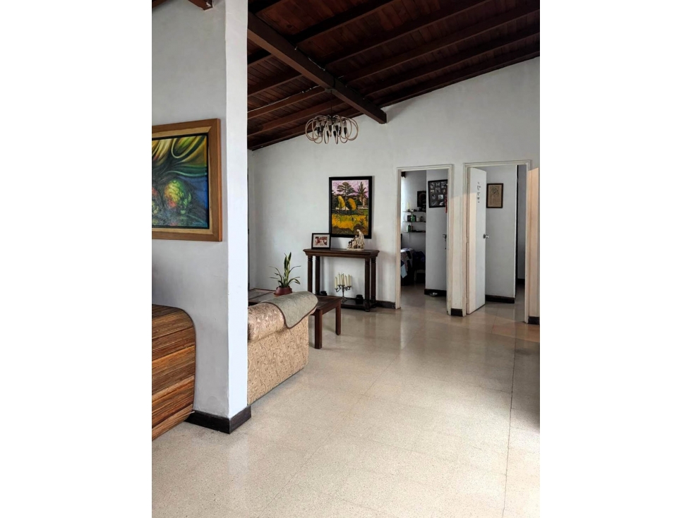 VENTA CASA ESQUINERA CON AIRE SECTOR BELEN LOS ALPES MEDELLIN — foto 3