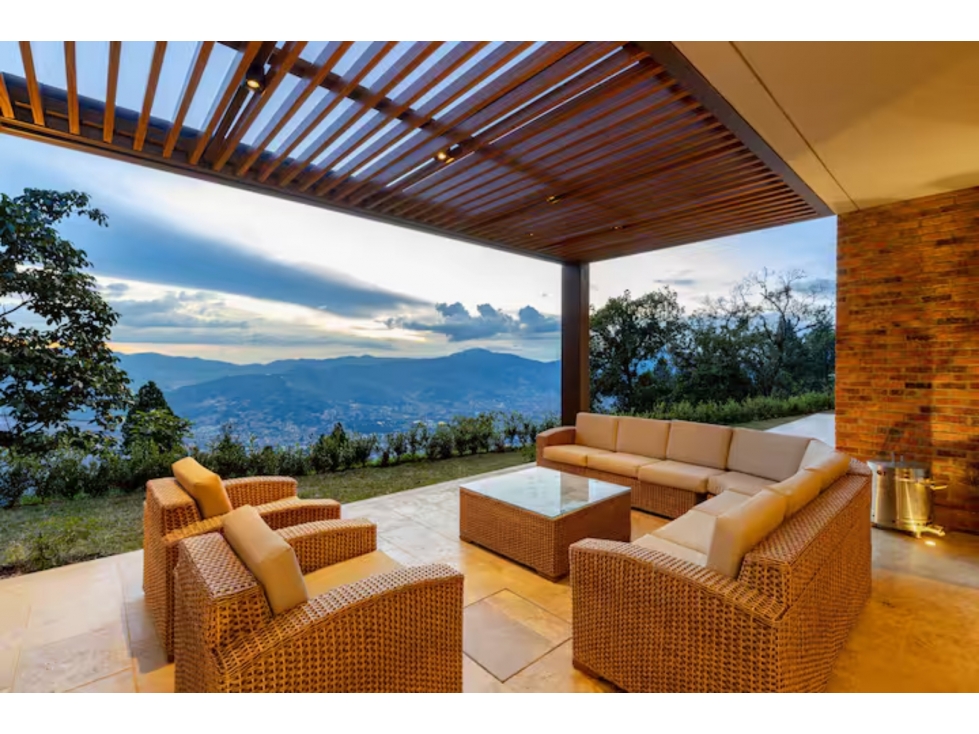 Vendo Casa muy exclusiva en Avda Las Palmas Unidad cerrada — foto 5