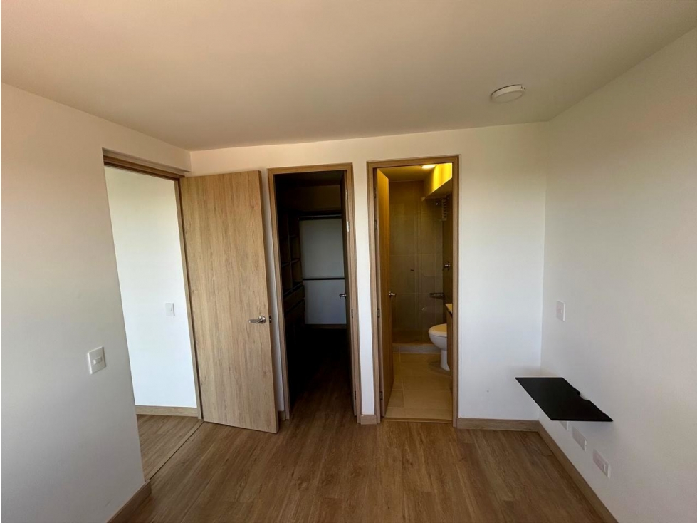 Altura, y luz Hermoso apto tipo mariposa en Viverdi (58 m²). — foto 4