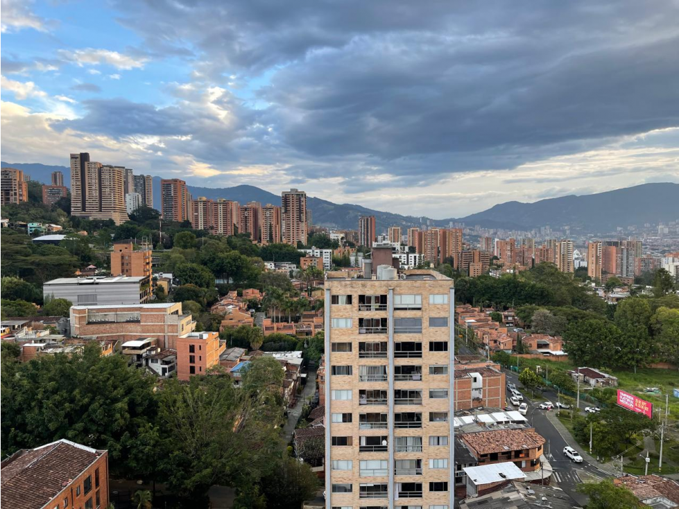 Vista asegurada: Vendo apto de 68m² en Riachuelos, El Poblado — foto 5