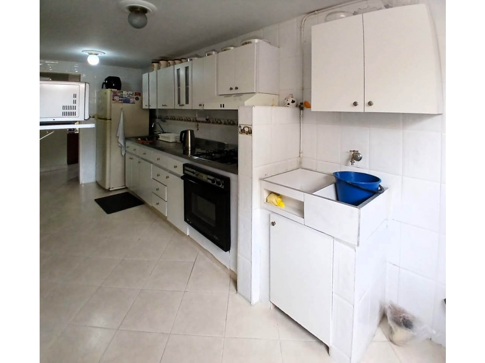VENTA APARTAMENTO SANTA TERESITA LAURELES MEDELLIN — foto 5