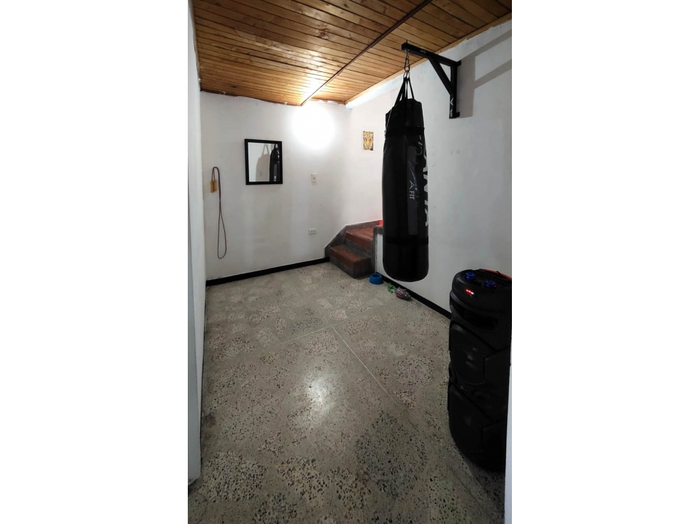 VENTA CASA LOS CERROS BUENOS AIRES MEDELLIN - 5