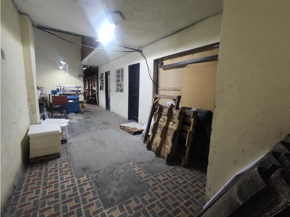 CASA + 3 COMERCIOS EN LA ESTRADA: Renta Inmediata y Potencial — foto 6