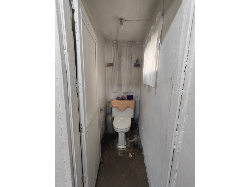 ¡InversiÃ³n Segura Puente Aranda! Venta Casa lote esquinero 3 pisos — foto 3