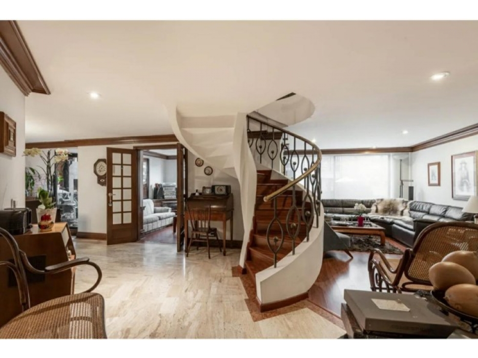 APARTAMENTO DUPLEX EN VENTA CHICO NAVARRA