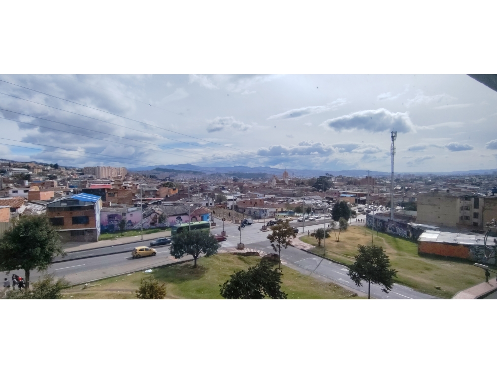 APARTAESTUDIO EN ARRIENDO LA CANDELARIA — foto 3