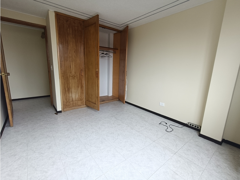 Venta Apartamento 3 hab, 75 mts2, edificio Tolotá 2 Puentelargo — foto 6