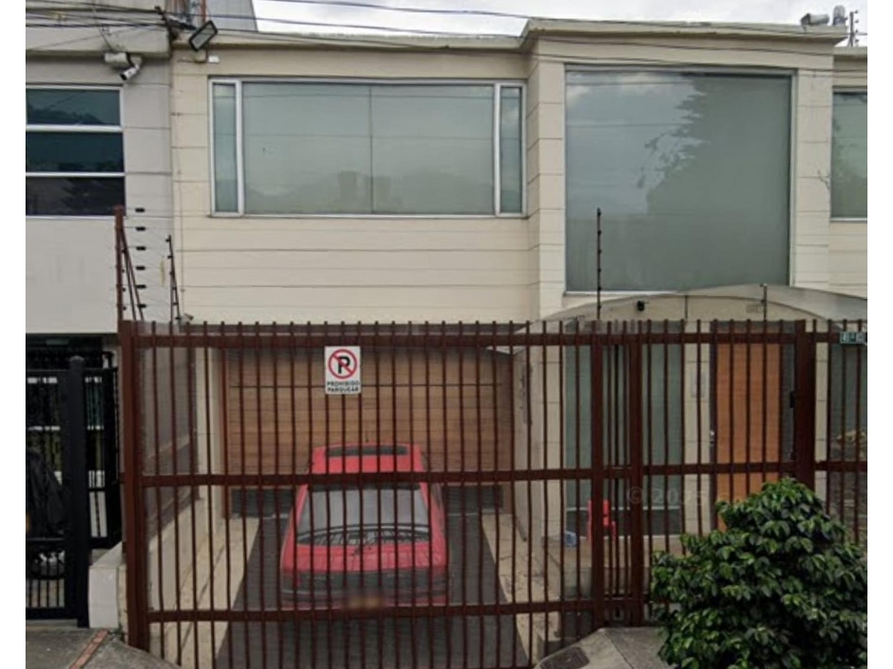 Casa en Belalcázar 346 mts2 renovada full. Lista para escriturar. — foto 2