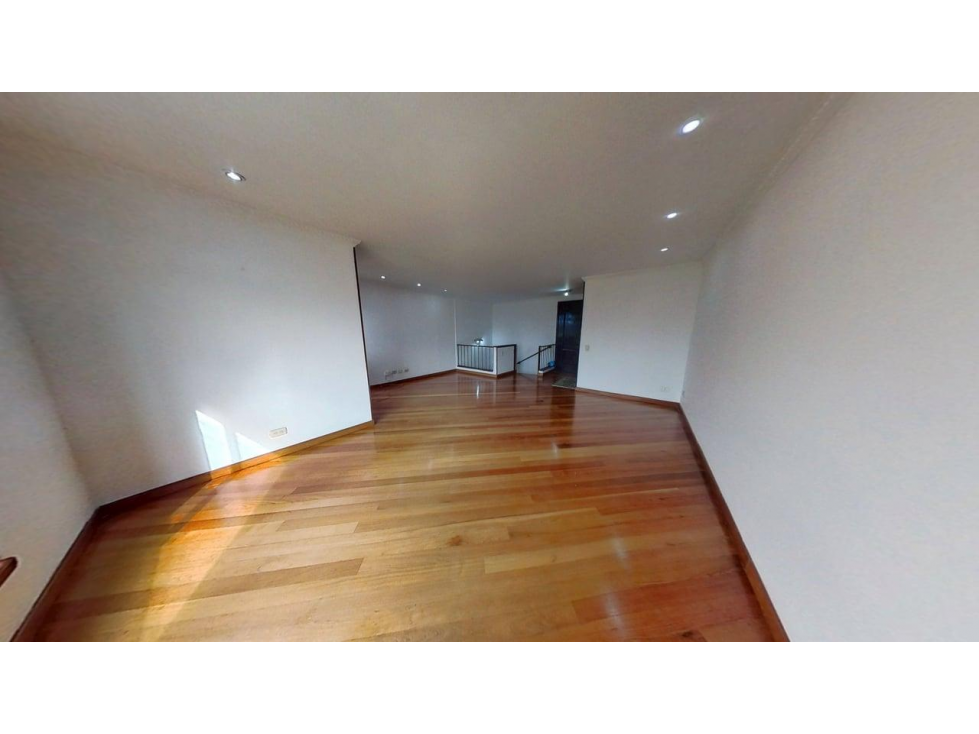 Venta Apartamento 3 hab, 94 mts2, Parque Los Hayuelos, Fontibón