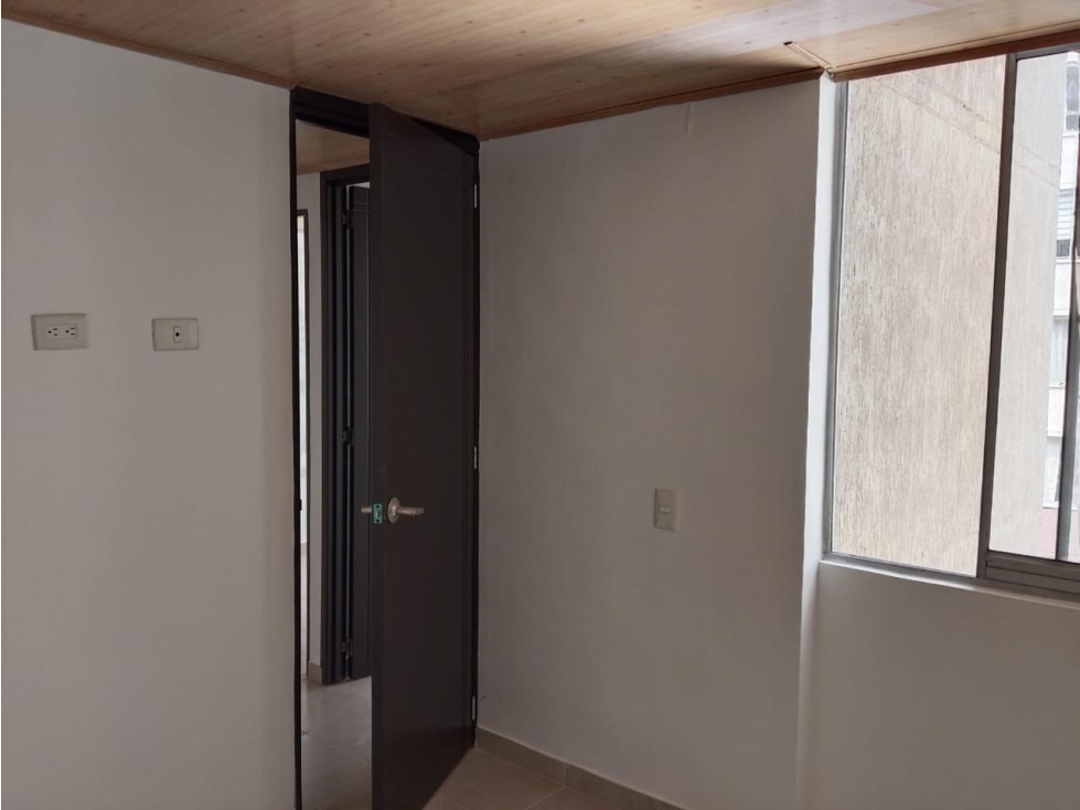 Venta Apartamento 3 hab, 45 mts2, Roma Reservado 2, Bosa — foto 5