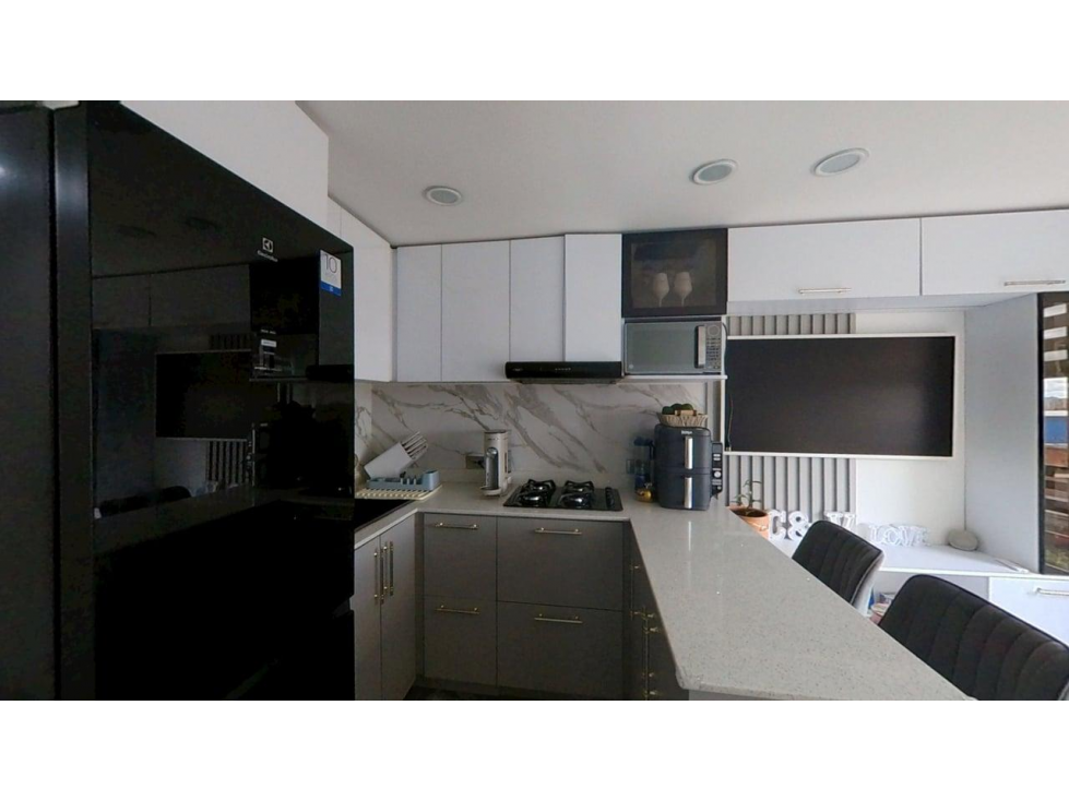 Venta Apartamento 2 hab, 41 mts2, Mistral, Montevideo, Fontibón — foto 3