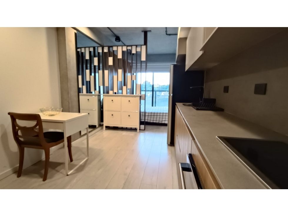 Venta Apartamento 1 habitación, Edifico Tuliv en barrio Polo Club