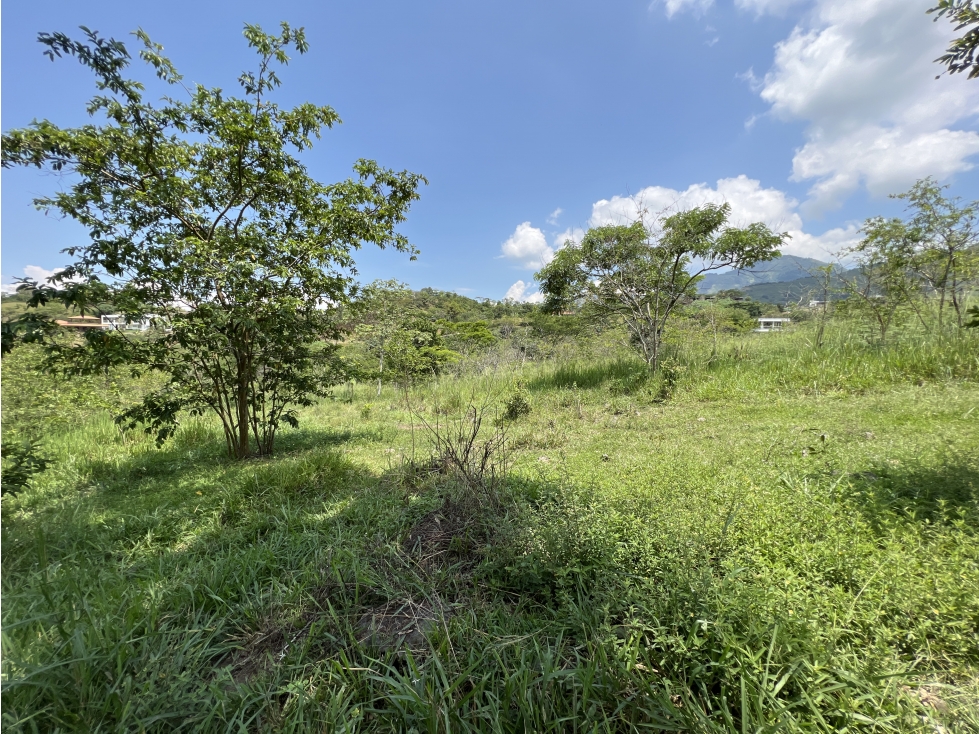 Venta de lote suroeste unidad cerrada - 3