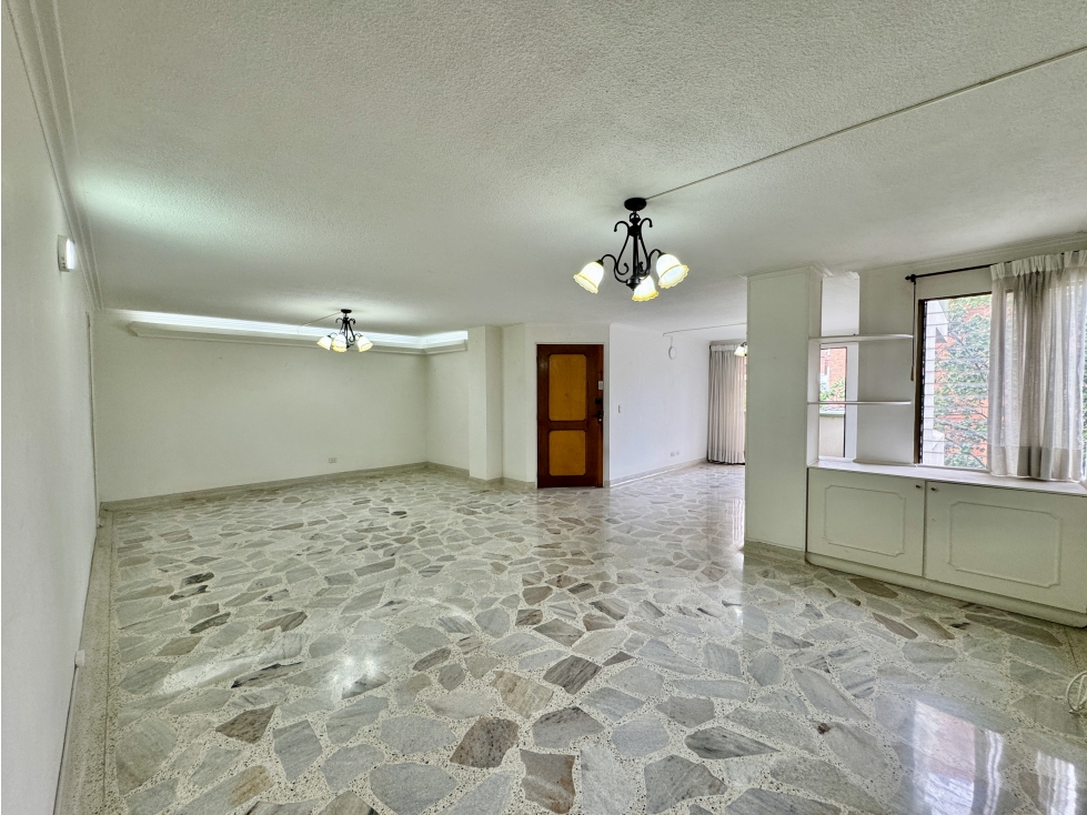 Apartamento en Venta para remodelar - Laureles — foto 3