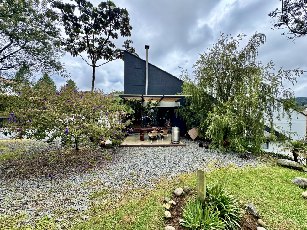 Casa En Venta - Alto del Escobero - Envigado — foto 2