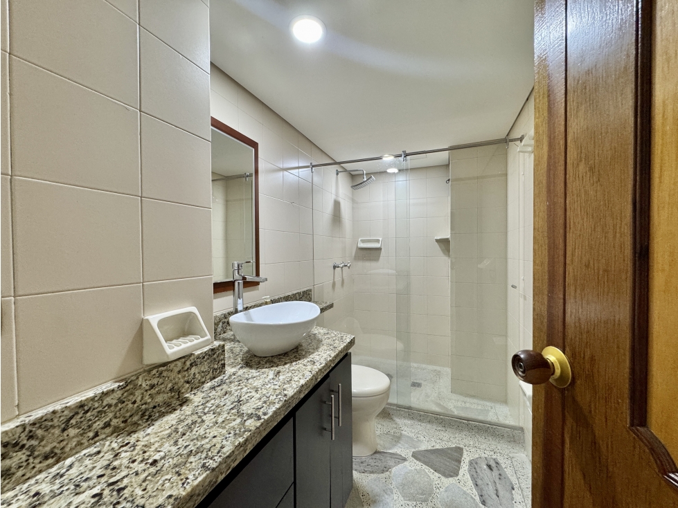Apartamento en Venta para remodelar - Laureles — foto 4
