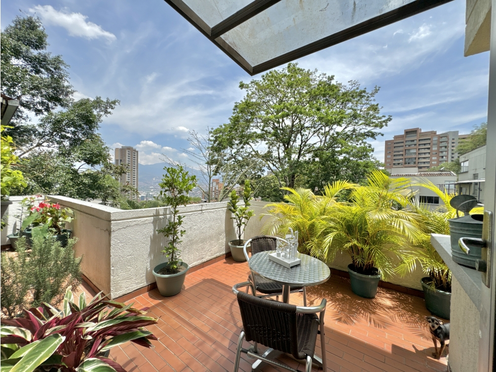 Apartamento Dúplex en Venta - El Poblado El Tesoro