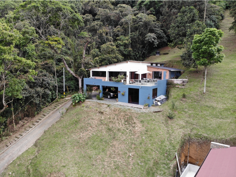 Casa Finca en Venta en El Capiro, La Mina, Envigado, Antioquia — foto 3