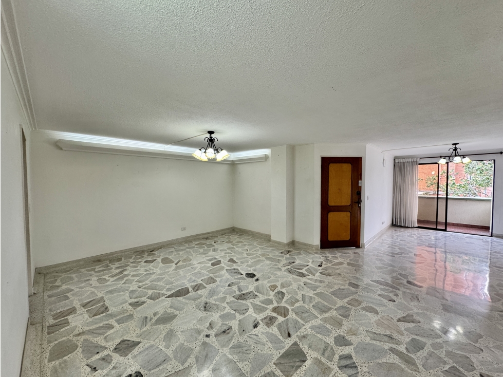 Apartamento en Venta para remodelar - Laureles — foto 5
