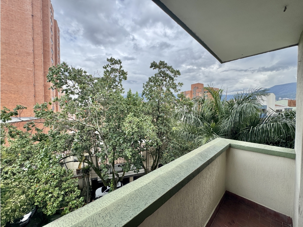 Apartamento en Venta para remodelar - Laureles
