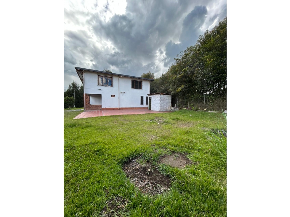 FINCA EN GUARNE PARA ARRIENDO - 3