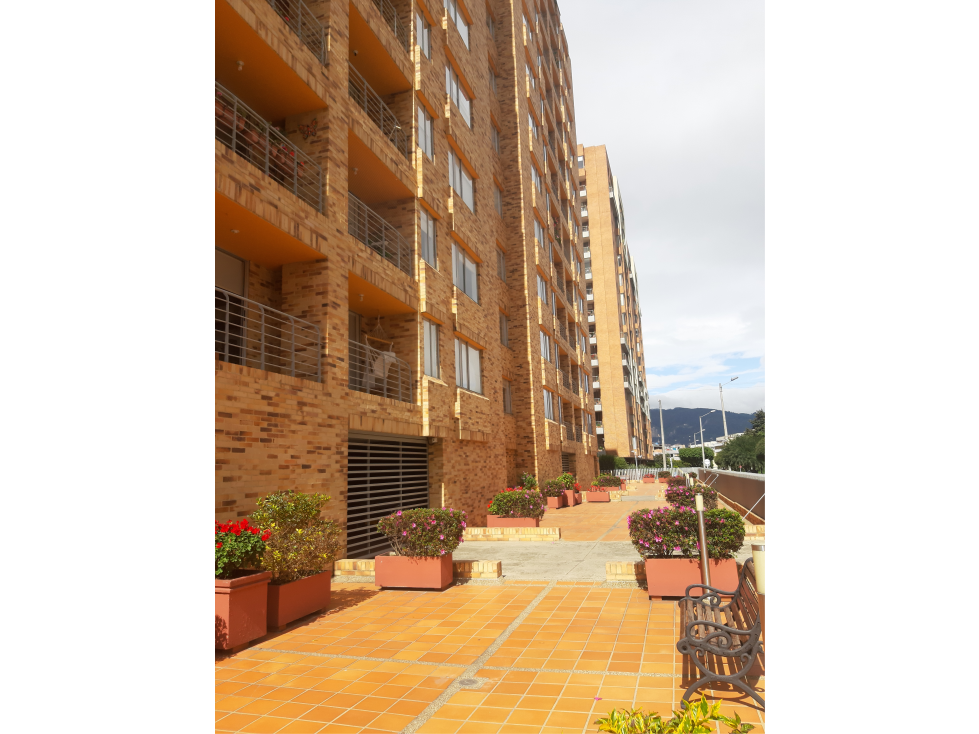 VENDO APARTAMENTO COLINA CAMPESTRE