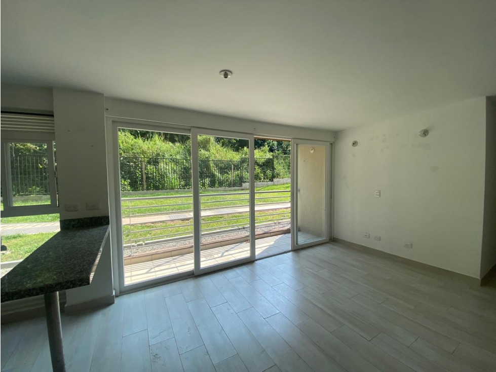 Vendo apartamento primer piso sector varsovia - 3