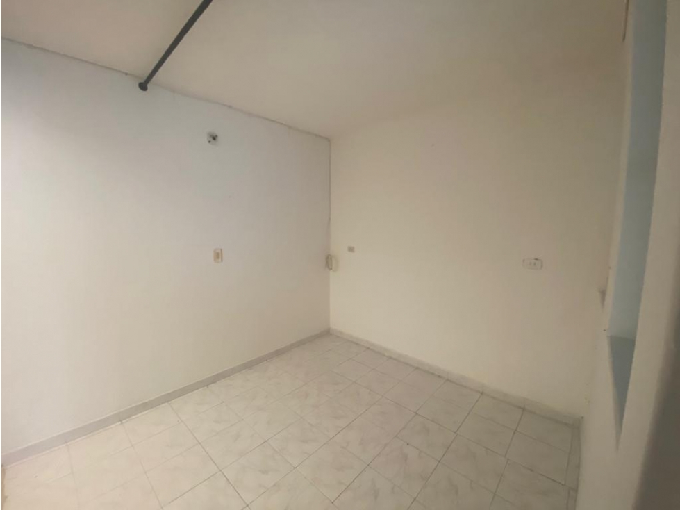 VENDO CASA BIFAMILIAR URBANIZACION LA CAMPIÑA - 3