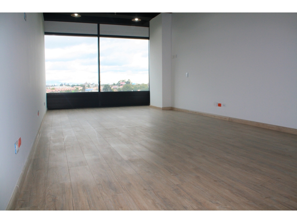 ARRIENDO AMPLIA OFICINA 315 - MUNICIPIO DE CAJICA - 1