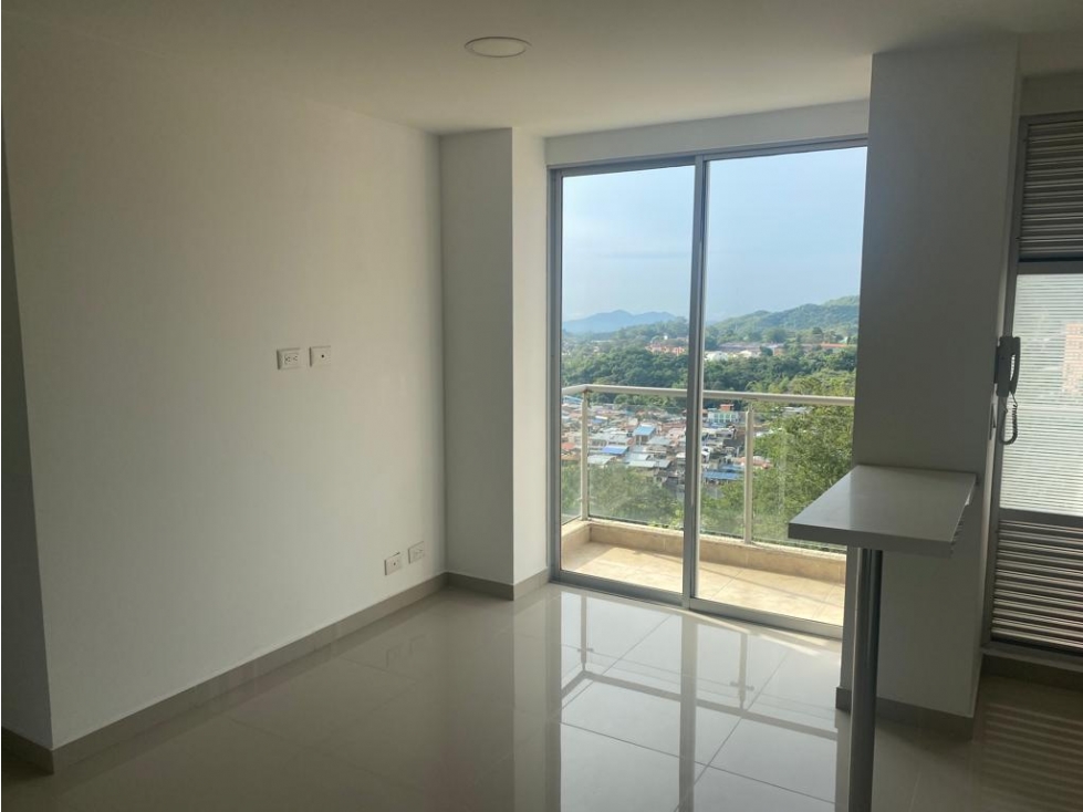 VENDO HERMOSO APTO EN PISO 3 EN PIEDRA PINTADA ALTA — foto 4